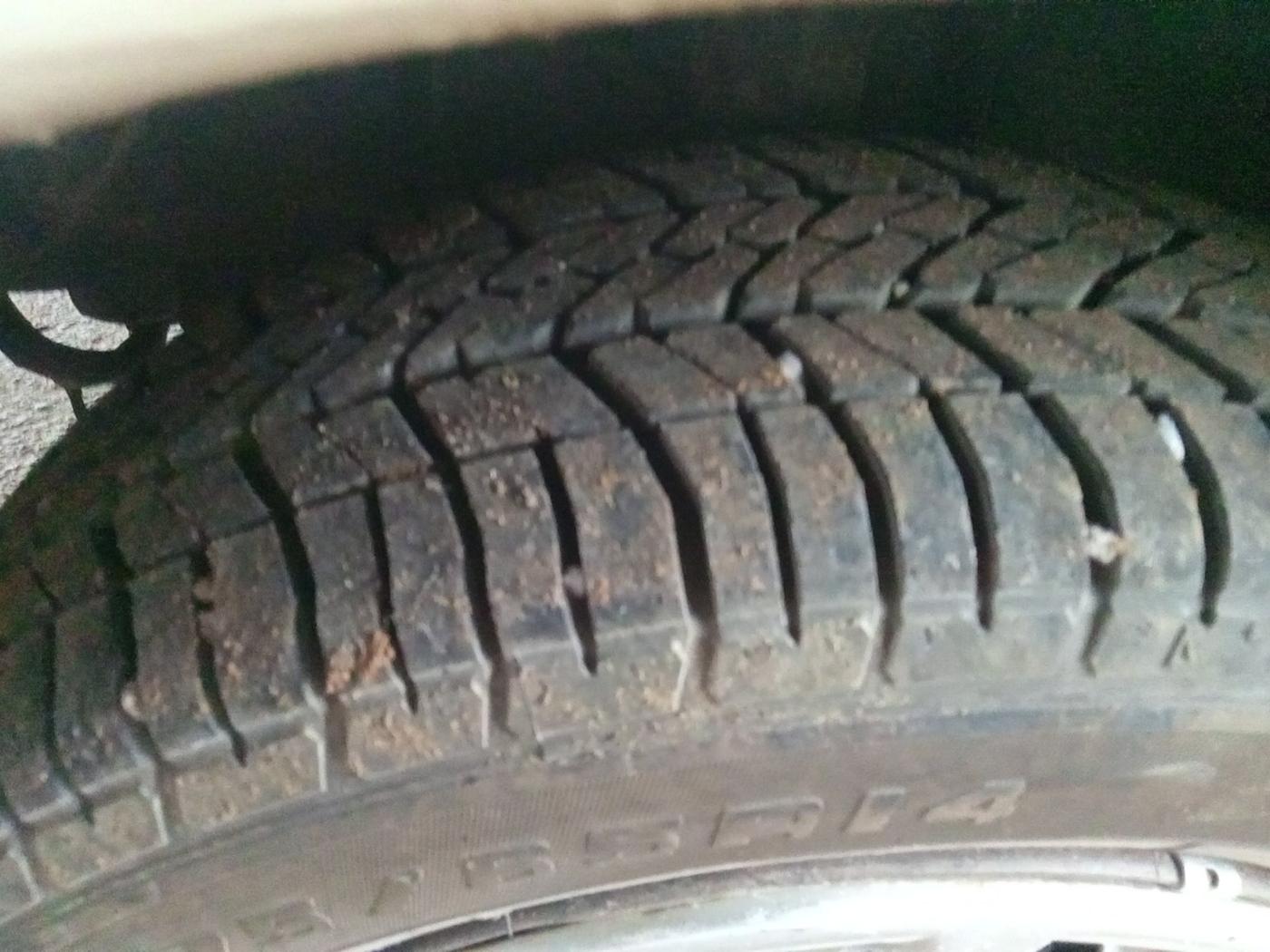 2010 Tata Indigo CS LX TDI, Diesel, Manual, 1,72,053 km, tyre
