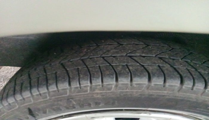 2010 Tata Indigo CS LX TDI, Diesel, Manual, 1,71,356 km, tyre