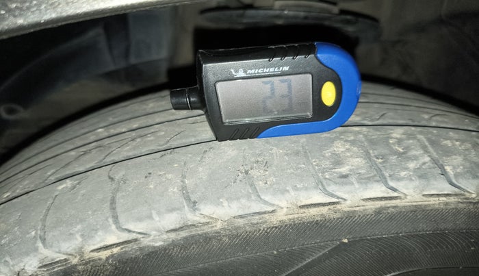 2021 Toyota Glanza V CVT, Petrol, Automatic, 57,000 km, tyre