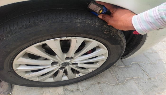 2015 Maruti Ciaz VXI, Petrol, Manual, 86,310 km, tyre