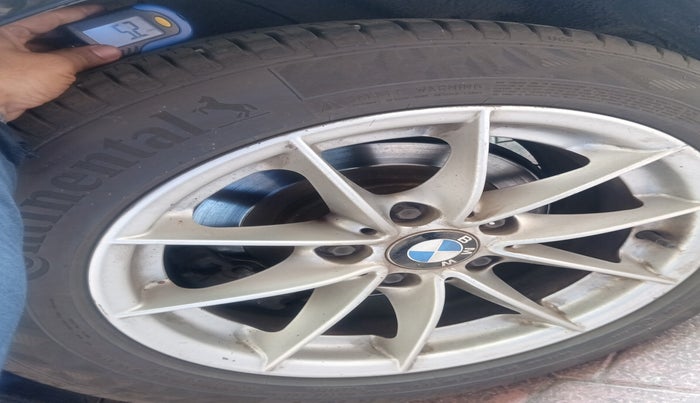2010 BMW 3 Series 320d, Diesel, Automatic, 55,180 km, tyre