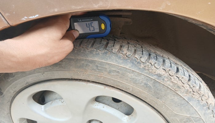 2013 Tata Nano LX, Petrol, Manual, 60,319 km, tyre