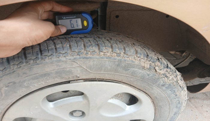 2013 Tata Nano LX, Petrol, Manual, 60,319 km, tyre