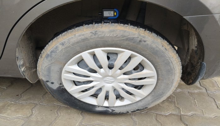 2021 Maruti Dzire VXI, Petrol, Manual, 25,329 km, tyre