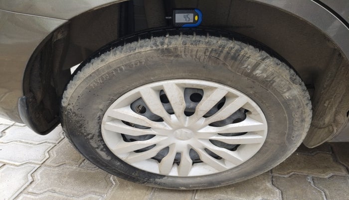 2021 Maruti Dzire VXI, Petrol, Manual, 25,329 km, tyre