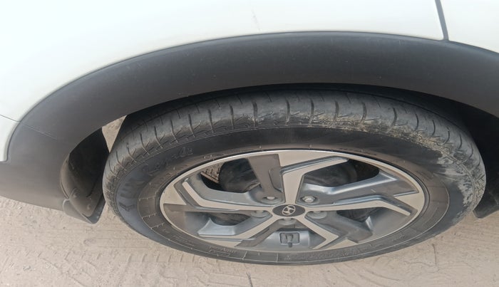 2019 Hyundai Creta SX AT 1.6 DIESEL, Diesel, Automatic, 89,760 km, tyre
