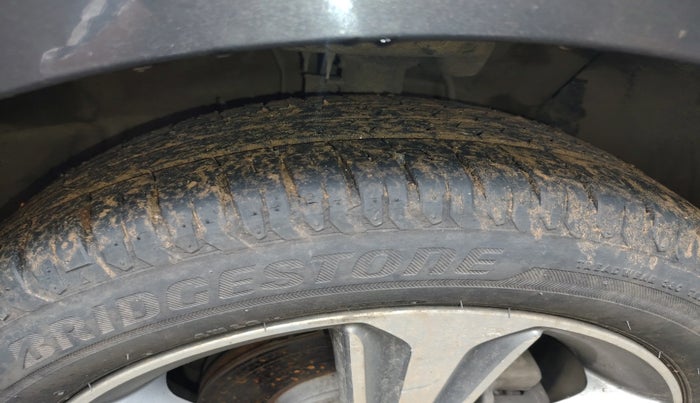 2020 Hyundai Verna 1.6 VTVT SX + AT, Petrol, Automatic, 14,594 km, tyre