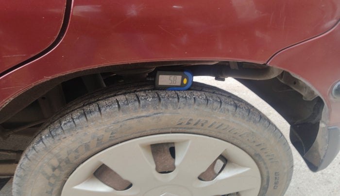 2014 Maruti Alto K10 VXI, Petrol, Manual, 58,585 km, tyre
