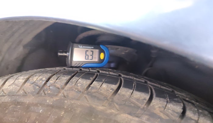 2013 Hyundai i20 MAGNA 1.2, Petrol, Manual, 34,809 km, tyre