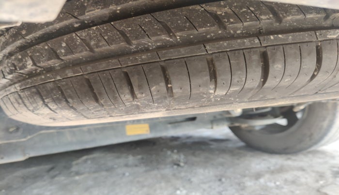 2022 Tata Safari XTA PLUS DARK EDITION, Diesel, Automatic, 52,584 km, tyre