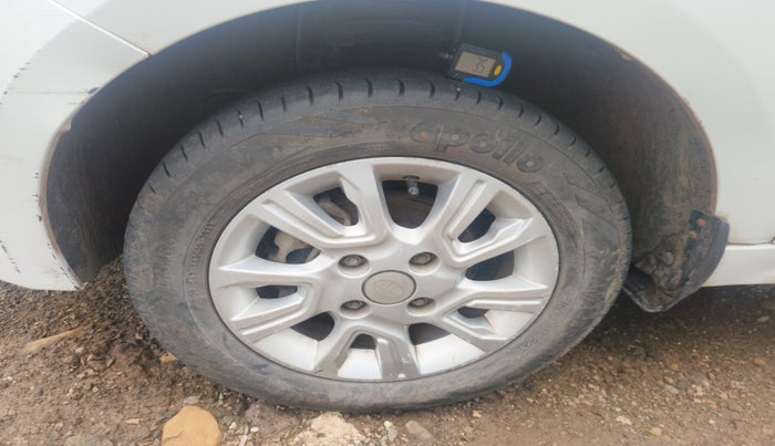 2018 Tata Tiago XZ PETROL, Petrol, Manual, 50,500 km, tyre