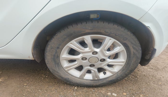 2018 Tata Tiago XZ PETROL, Petrol, Manual, 50,500 km, tyre