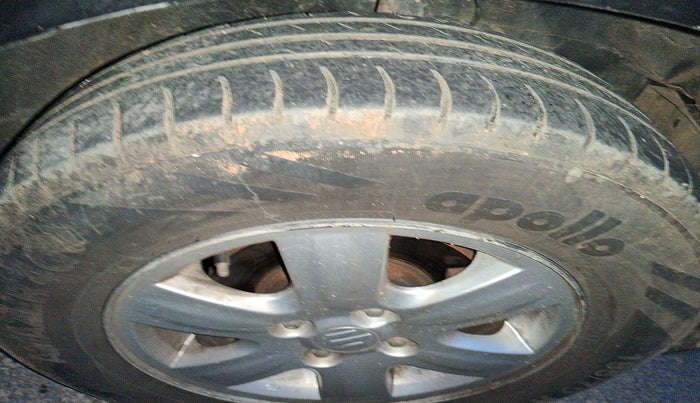 2008 Maruti Swift Dzire ZDI, Diesel, Manual, 1,12,376 km, tyre