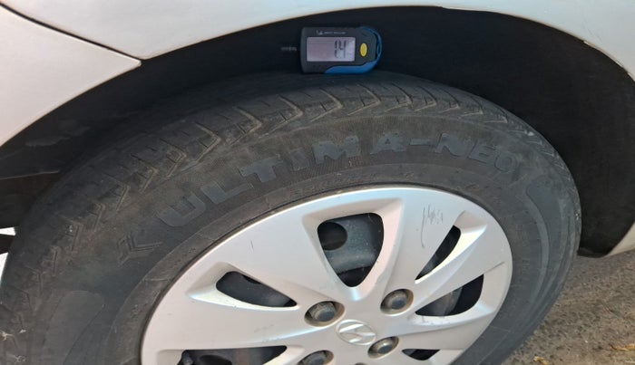 2010 Hyundai i10 SPORTZ 1.2, Petrol, Manual, 81,898 km, tyre