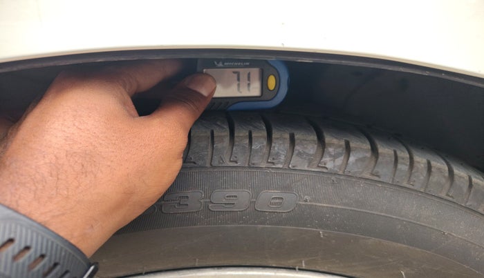 2010 Honda Accord 2.4L I-VTEC AT, Petrol, Automatic, 88,903 km, tyre