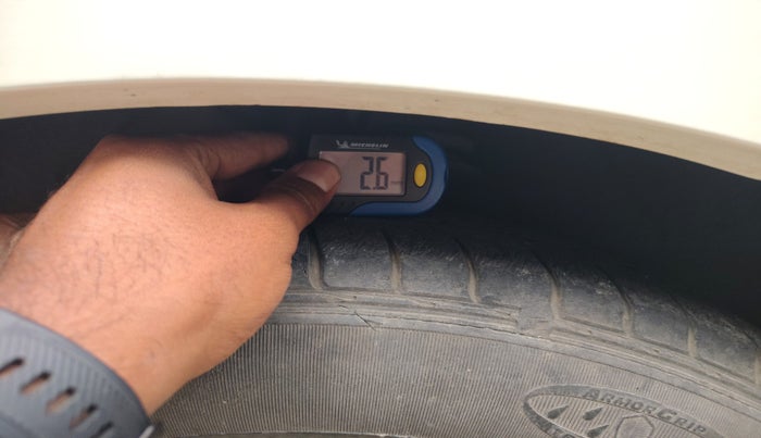 2010 Honda Accord 2.4L I-VTEC AT, Petrol, Automatic, 88,903 km, tyre