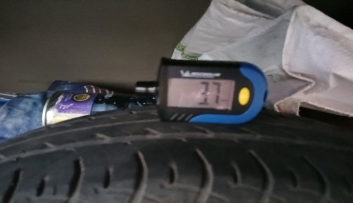 2017 Maruti Celerio VXI CNG, Petrol, Manual, 1,19,000 km, tyre