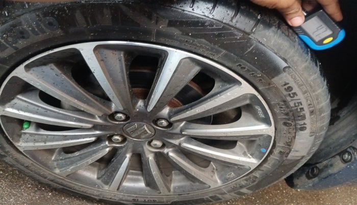 2019 Maruti Ciaz ALPHA  AT 1.5 SHVS PETROL, Petrol, Automatic, 28,205 km, tyre