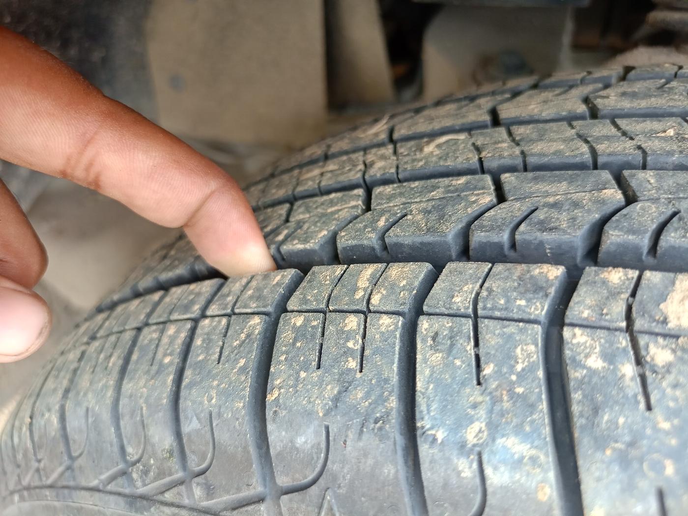 2022 Mahindra Bolero B6, Diesel, Manual, 77,825 km, tyre