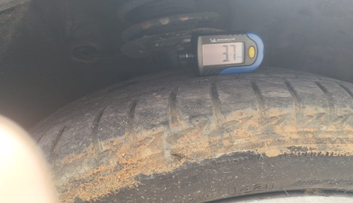 2011 Skoda Superb ELEGANCE 1.8 TSI MT, Petrol, Manual, 46,612 km, tyre