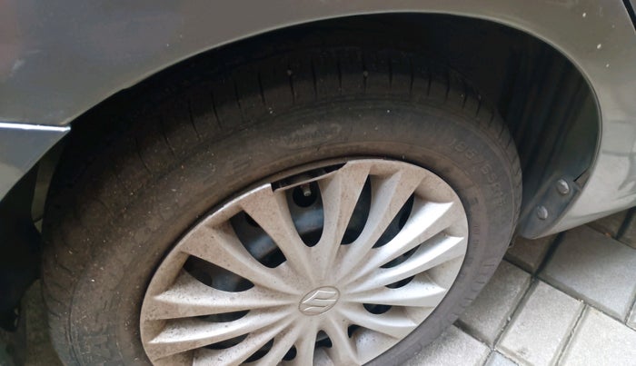 2015 Maruti Ciaz VXI, Petrol, Manual, 80,287 km, tyre