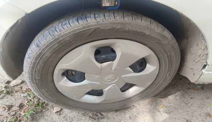 2016 Tata Tiago XT DIESEL, Diesel, Manual, 2,19,159 km, tyre