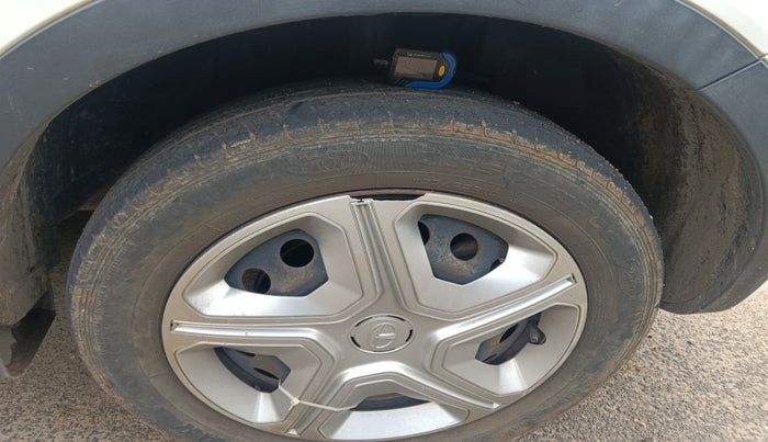 2019 Tata NEXON XT PLUS PETROL, Petrol, Manual, 47,000 km, tyre