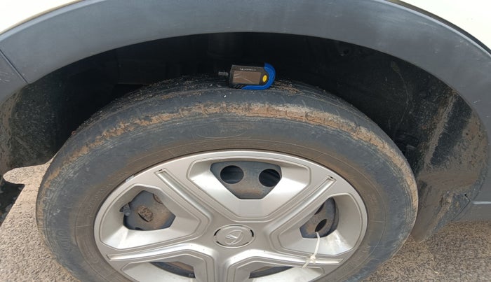 2019 Tata NEXON XT PLUS PETROL, Petrol, Manual, 47,000 km, tyre