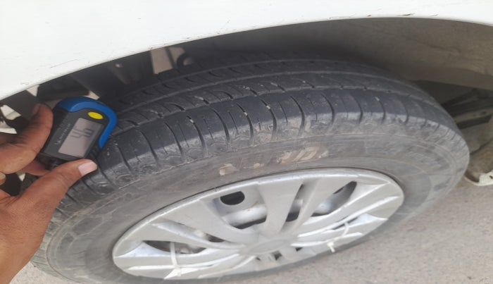 2017 Maruti Wagon R 1.0 LXI CNG, Petrol, Manual, 1,99,506 km, tyre