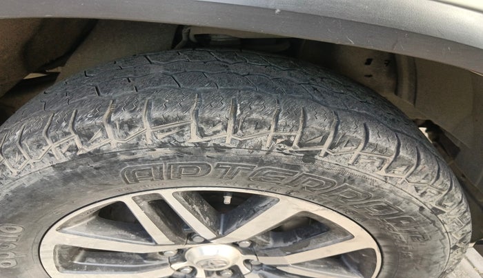 2017 Toyota Fortuner 2.8 4X4 AT, Diesel, Automatic, 1,47,917 km, tyre