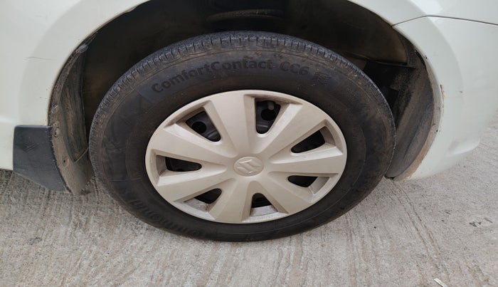 2010 Maruti Swift Dzire VXI, Petrol, Manual, 67,896 km, tyre