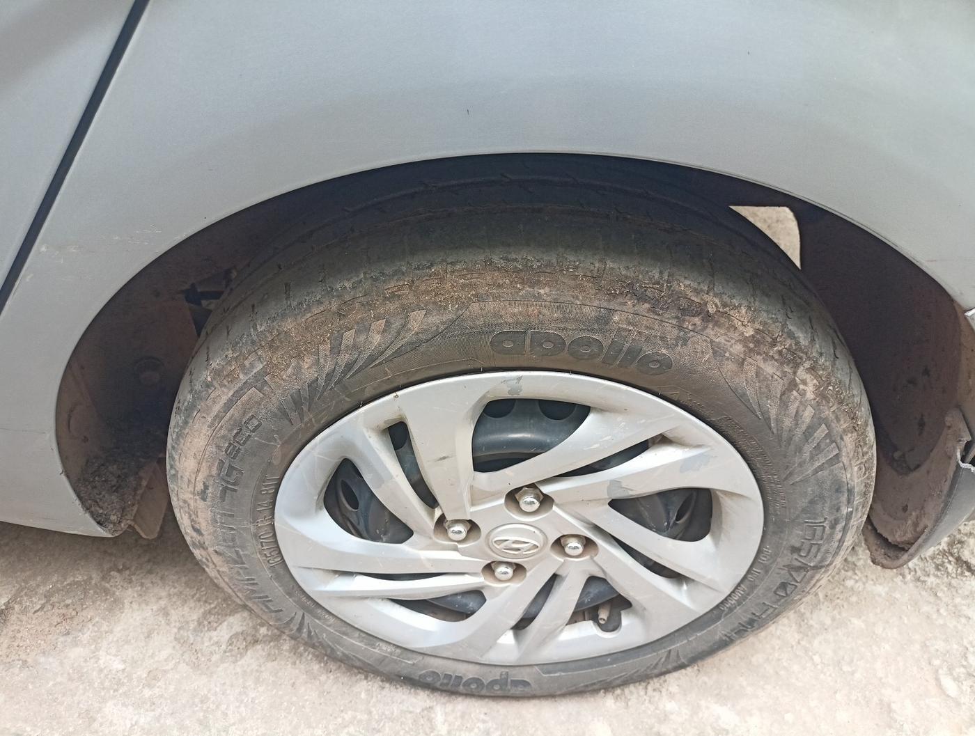 2021 Hyundai AURA S 1.2 CNG, Petrol, Manual, 72,256 km, tyre