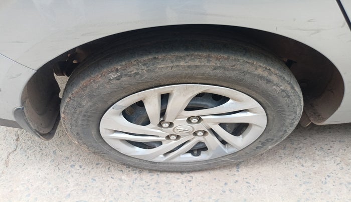 2021 Hyundai AURA S 1.2 CNG, Petrol, Manual, 72,256 km, tyre