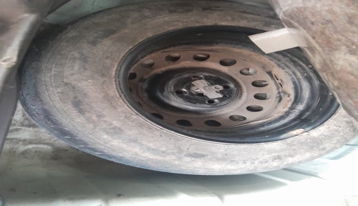 2011 Hyundai i20 MAGNA (O) 1.2, Petrol, Manual, 28,259 km, tyre