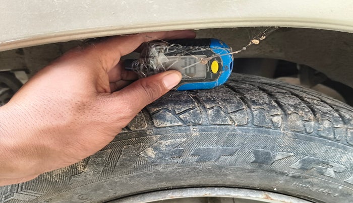 2011 Maruti Alto LXI, Petrol, Manual, 1,07,535 km, tyre