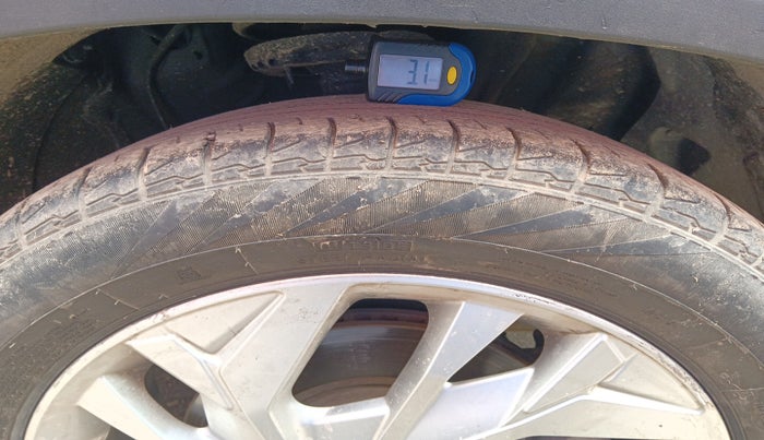 2021 Hyundai Creta SX EXECUTIVE 1.5 PETROL, Petrol, Manual, 70,446 km, tyre