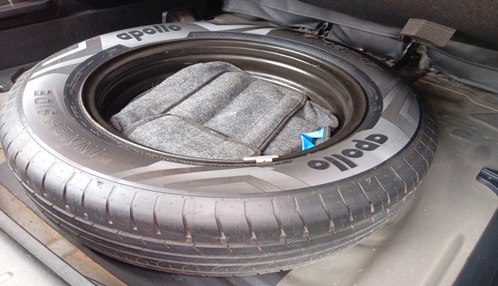 2021 Hyundai Creta SX EXECUTIVE 1.5 PETROL, Petrol, Manual, 70,446 km, tyre