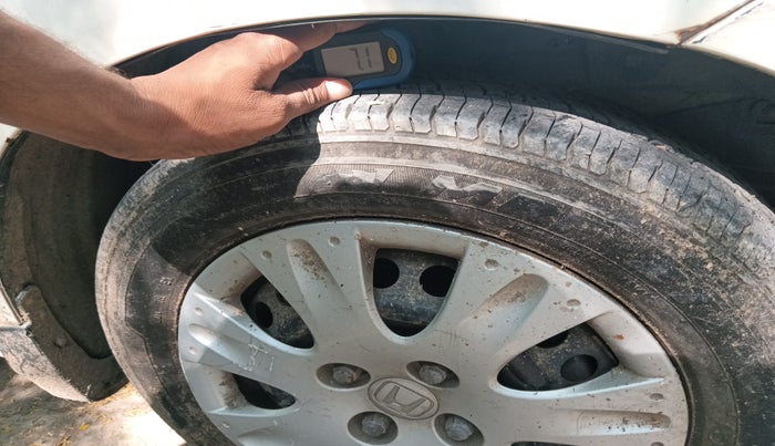 2015 Honda Amaze 1.2L I-VTEC SX, Petrol, Manual, 2,50,000 km, tyre