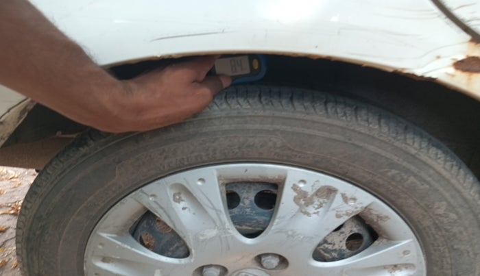 2015 Honda Amaze 1.2L I-VTEC SX, Petrol, Manual, 2,50,000 km, tyre