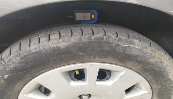 2012 Hyundai i20 MAGNA 1.2, Petrol, Manual, 1,03,560 km, tyre