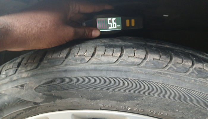 2015 Maruti Ciaz VXI, Petrol, Manual, 69,735 km, tyre