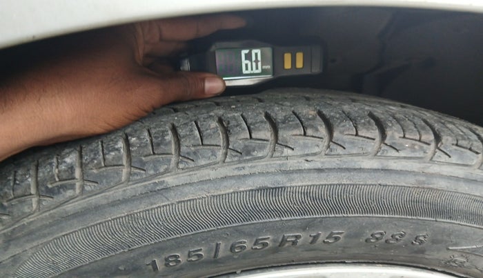 2015 Maruti Ciaz VXI, Petrol, Manual, 69,735 km, tyre