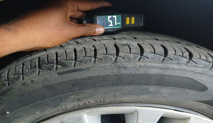 2015 Maruti Ciaz VXI, Petrol, Manual, 69,735 km, tyre