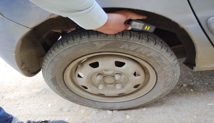 2011 Hyundai Santro Xing GL LPG, Petrol, Manual, 39,999 km, tyre