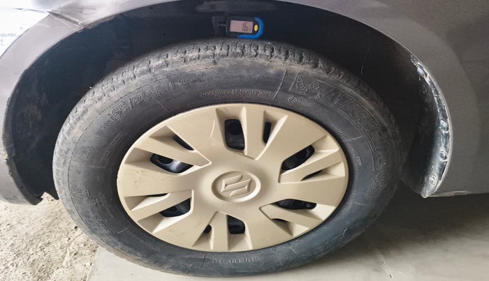 2012 Maruti Swift VXI, Petrol, Manual, 33,925 km, tyre