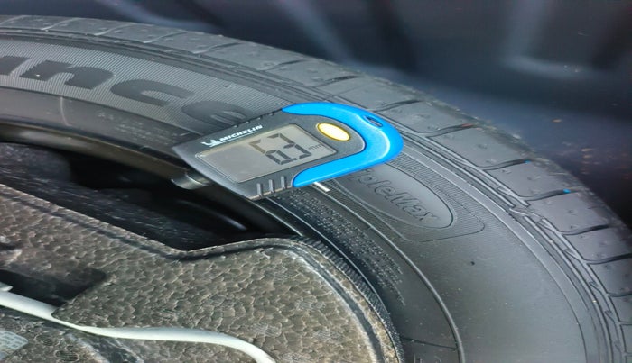 2022 Maruti Ciaz ZETA AT 1.5  SHVS PETROL, Petrol, Automatic, 29,000 km, tyre