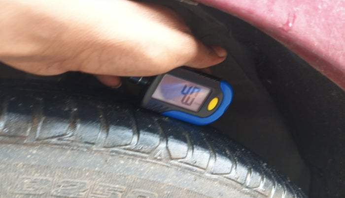 2010 Nissan Micra XV PREMIUM DIESEL, Diesel, Manual, 1,12,000 km, tyre