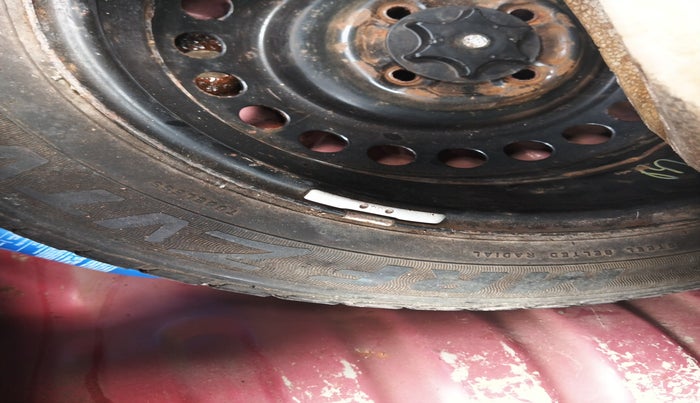 2010 Nissan Micra XV PREMIUM DIESEL, Diesel, Manual, 1,12,000 km, tyre