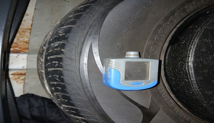 2017 Hyundai Creta E PLUS 1.6 PETROL, Petrol, Manual, 68,310 km, tyre