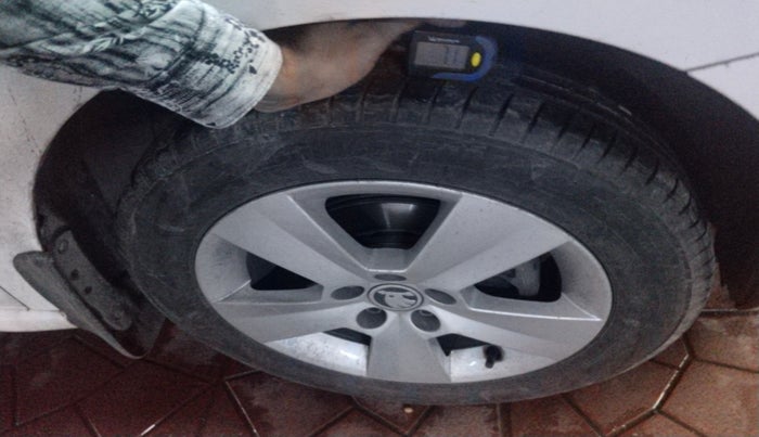 2017 Skoda Rapid AMBITION 1.6 MPI AT, Petrol, Automatic, 56,557 km, tyre